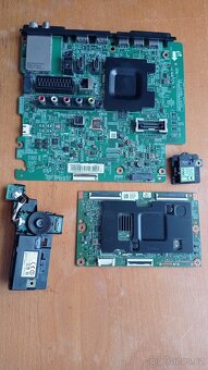 Elektronická deska Samsung - 3