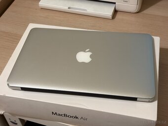 Raritní nejmenší Macbook Air 11“ 2014 1.4Ghz i5 - 3