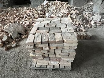 Šamotové cihly 100 let staré - 3