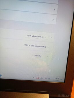 Prodám notebook  JE KTOMU HERNI MIŠ Lenovo 310 - 15IKB i5 Ge - 3