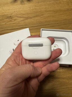 Apple AirPods Pro 2 - 3