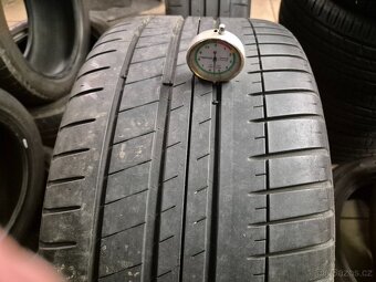 275/30 R20 MICHELIN (5,5mm) č.16098/b10 - 3