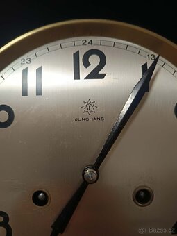 Nástěnné hodiny Junghans - 3