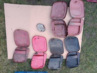 Kastlik Jawa,víčko mustang - 3