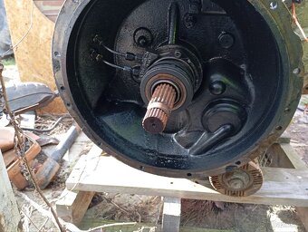 Převodovka Praga UV 80 - 3