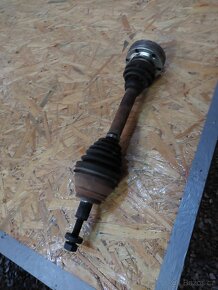 Poloosa vw touran 103kv rv 2005 - 3