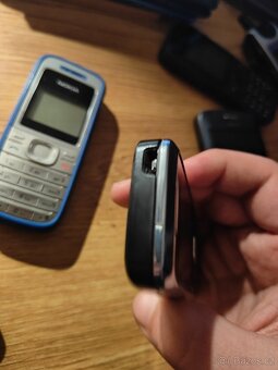 Nokia E51 - 3