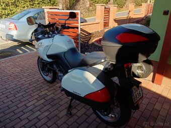 Suzuki V strom 650 - 3
