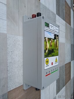 Eletrický ohradník, solár 12V/230V 7J - 3