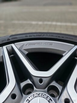 Krásná zimní kola Mercedes GLE AMG 20 orig. - 3