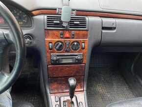 MERCEDES 270 CDI AUTOMAT DÍLY - 3