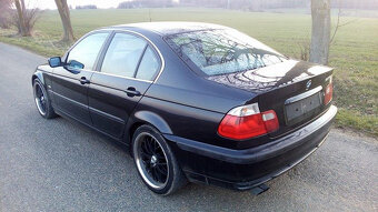 prodám díly na BMW E46 325I SE benzín - 3