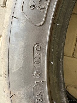 225/45R17 Taurus - 3