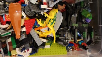 Lego volné, směs kostek a figurek - 3