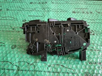 ovládání topení VW Golf III, Vento s elektronicky řízeným to - 3
