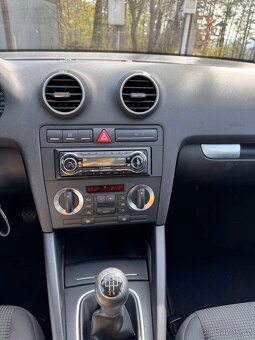 AUDI A3, 1,6 Sportback, rok 2006 - 3