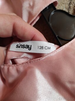 Dívčí šaty - 3