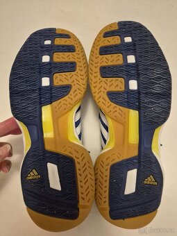 Boty Adidas, velikost - 3
