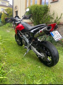 Aprilia Dorsoduro 750 - 3