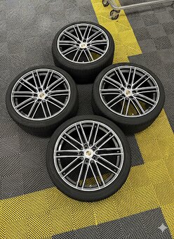 Original Porsche Cayenne TUrbo E3 diky R22, včetně pneu - 3