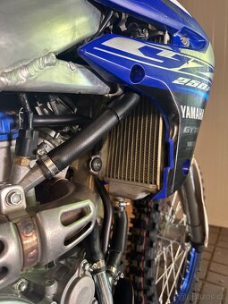 Yamaha YZ 250F - 3
