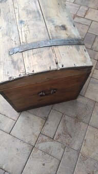 Velká dřevěná truhla - 3