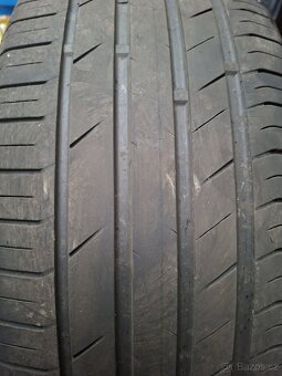 Prodám pneu 235/55R19 - 3