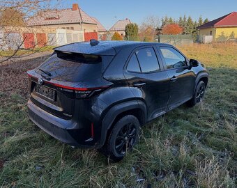 Toyota Yaris Cross 4x2 1.5 Hybrid Elegant- 15.000 km - 3