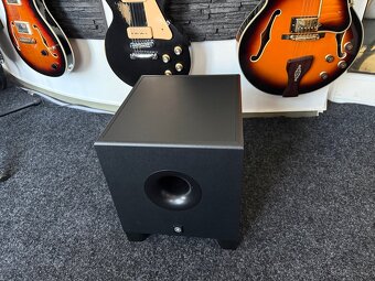 Yamaha hs8s - 3