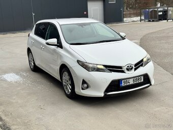 Toyota Auris - 3