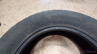 Prodám pneu 235/65/17 - 3