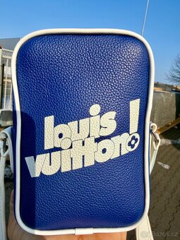 Louis Vuitton small bag crossbody - 3