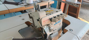 Průmyslový 4 nitny overlock JUKI MO-6714s - 3