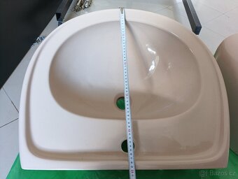 Umyvadlo 57x50cm - 3