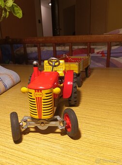 Traktor s valníkem červený - Kovap / KOVAP Red Tractor - 3