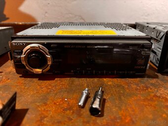 Autoradia Sony, Blaupunkt, Sanyo, Alpine - 3