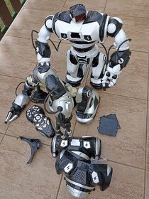 Roboti elektrické 2x hračka (na díly oprava ) - 3