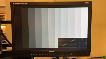 FLANDERS SCIENTIFIC DM 241, 10bit, 24" referenční monitor - 3