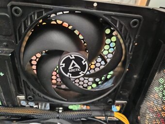 prodám základovou desku ASUS P8Z68-V LX - 3