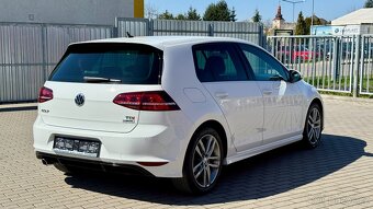 Volkswagen Golf //1.6TDi//81kW//R-LINE//LED SVĚTLA// - 3