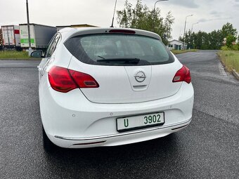 Opel Astra rok 2012 1.4 sport - 3