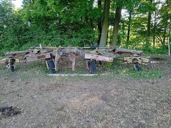 Středový nahrnovač - 3