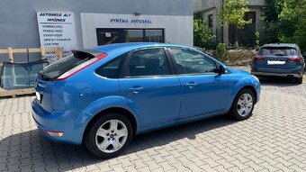 Ford Focus 1.6 // 74 kW // RV 3/2010 // - 3