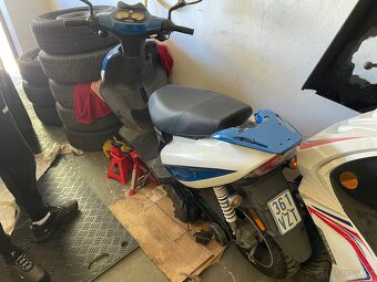 Skútr 50ccm na díly bez tp - 3