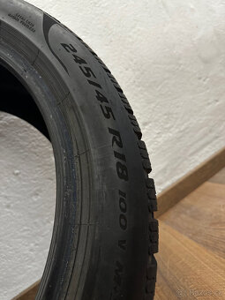 PIRELLI PZERO winter 245/45/18 100v - 3