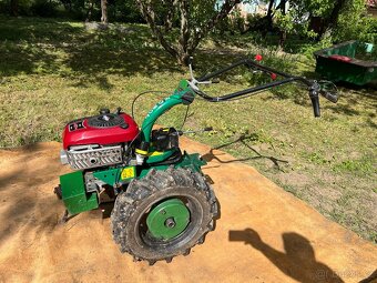 Jednoosý traktor ROBOT + bohaté příslušenství - 3