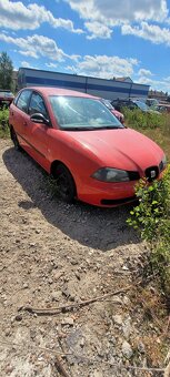Seat Ibiza 1.2 benzin Htp , rok 2003 - 3