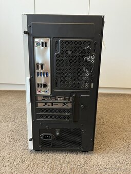 Herní počítač AMD Ryzen 5 - 3