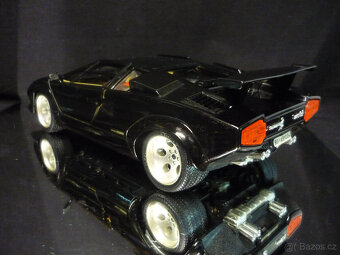 Lamborghini Countach Bburago 1/18 - 3