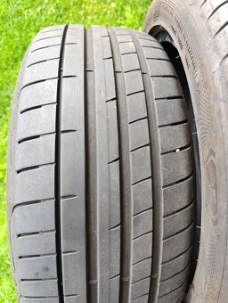 Goodyear EAGLE F1 225/45/18 - 3